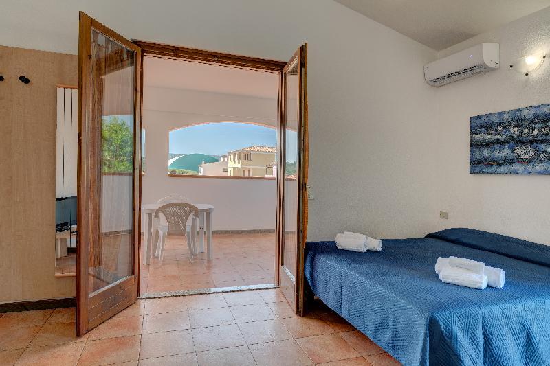 Residence Le Pavoncelle Santa Teresa Gallura Buitenkant foto